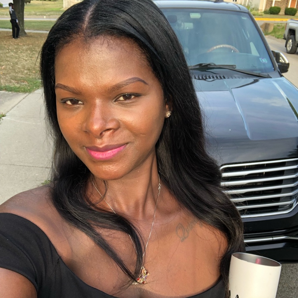 Meet your Posher, Latrice